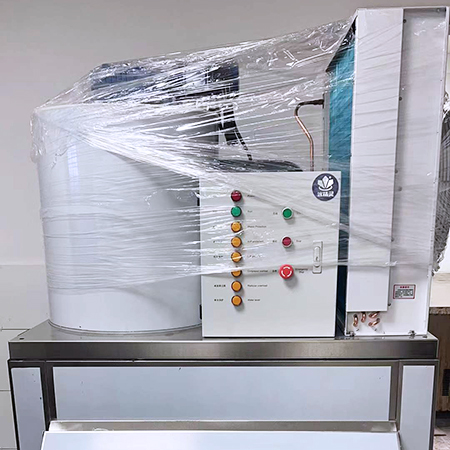 冰精靈1噸片冰機(jī)交付徐州鼓樓某自助餐廳使用