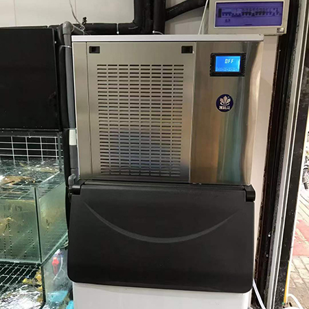300公斤雪花制冰機(jī)交付浙江寧波海鮮使用