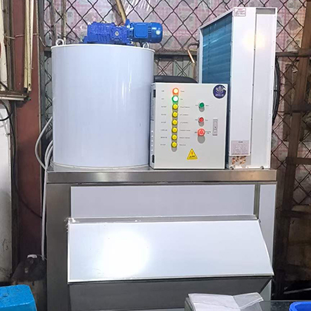1噸片冰機(jī)交付江蘇某食品廠使用